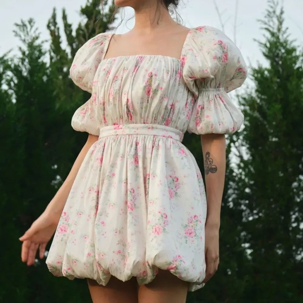 Maison Emory/Anthropologie THE ROMANCE GALORE DRESS IN FLORAL CANDY
QQ1/QQ2